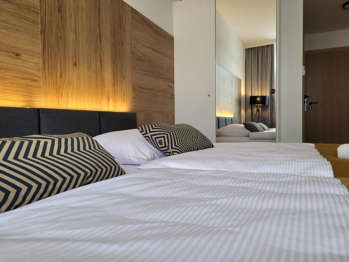 Bed and Breakfast Good Sleep Kolonowskie Esterno foto