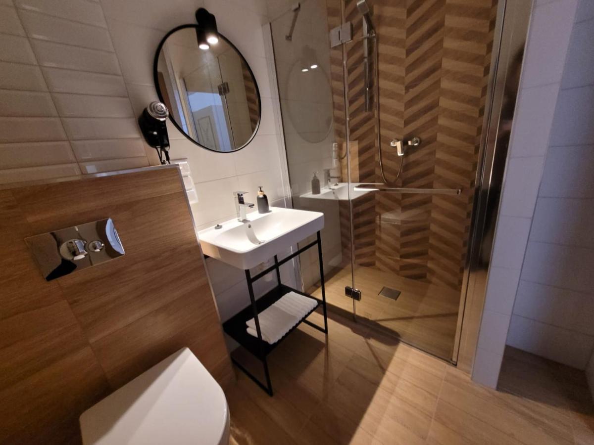 Bed and Breakfast Good Sleep Kolonowskie Esterno foto